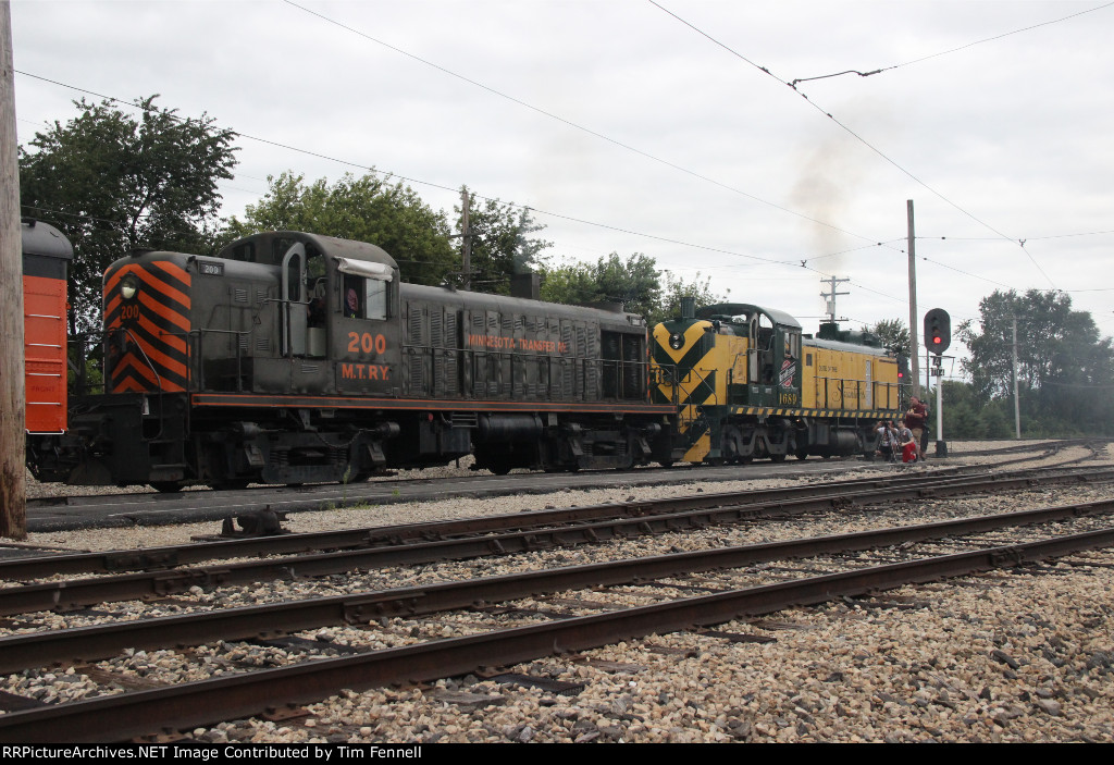 Alco Road-Switchers Team up for the Coach Train